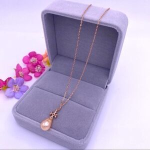 New Tory Burch Rose Gold Tear Drop Pearl Necklace